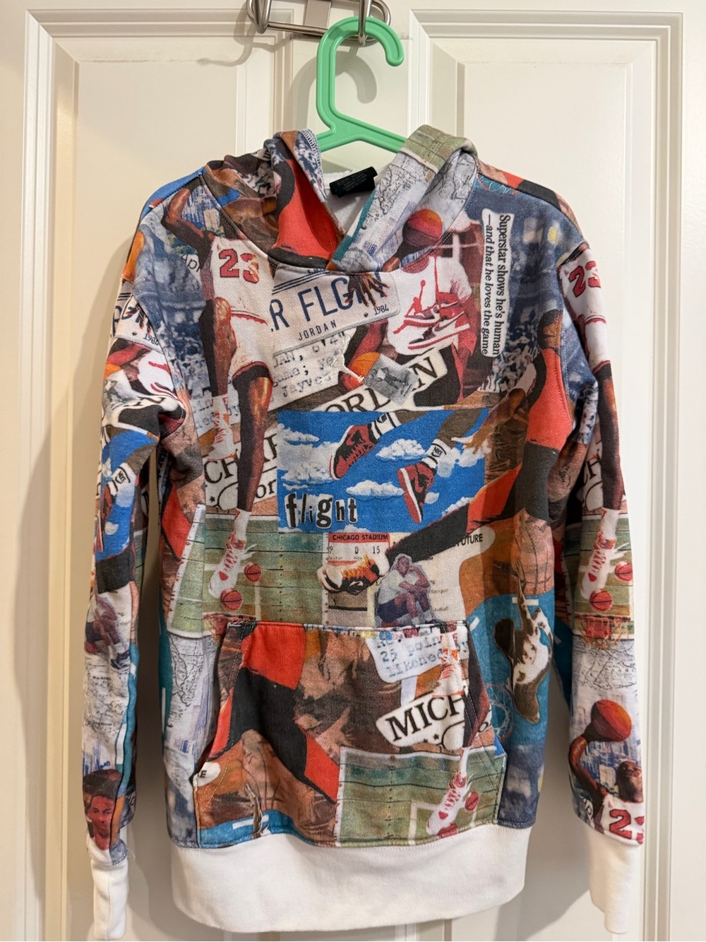 Jordan flight collage hoodie 10/12, basketball